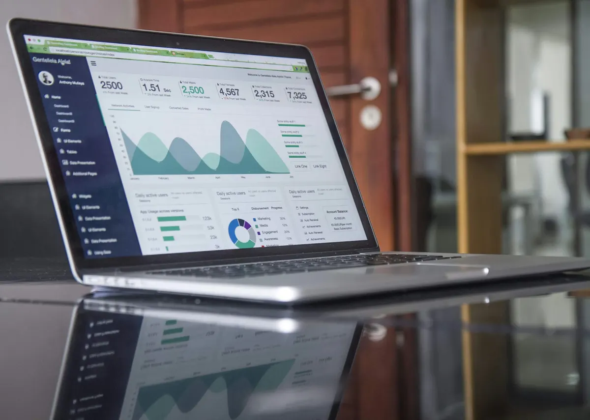 Harnessing generative AI for tailored marketing: Personalized content clusters for every account